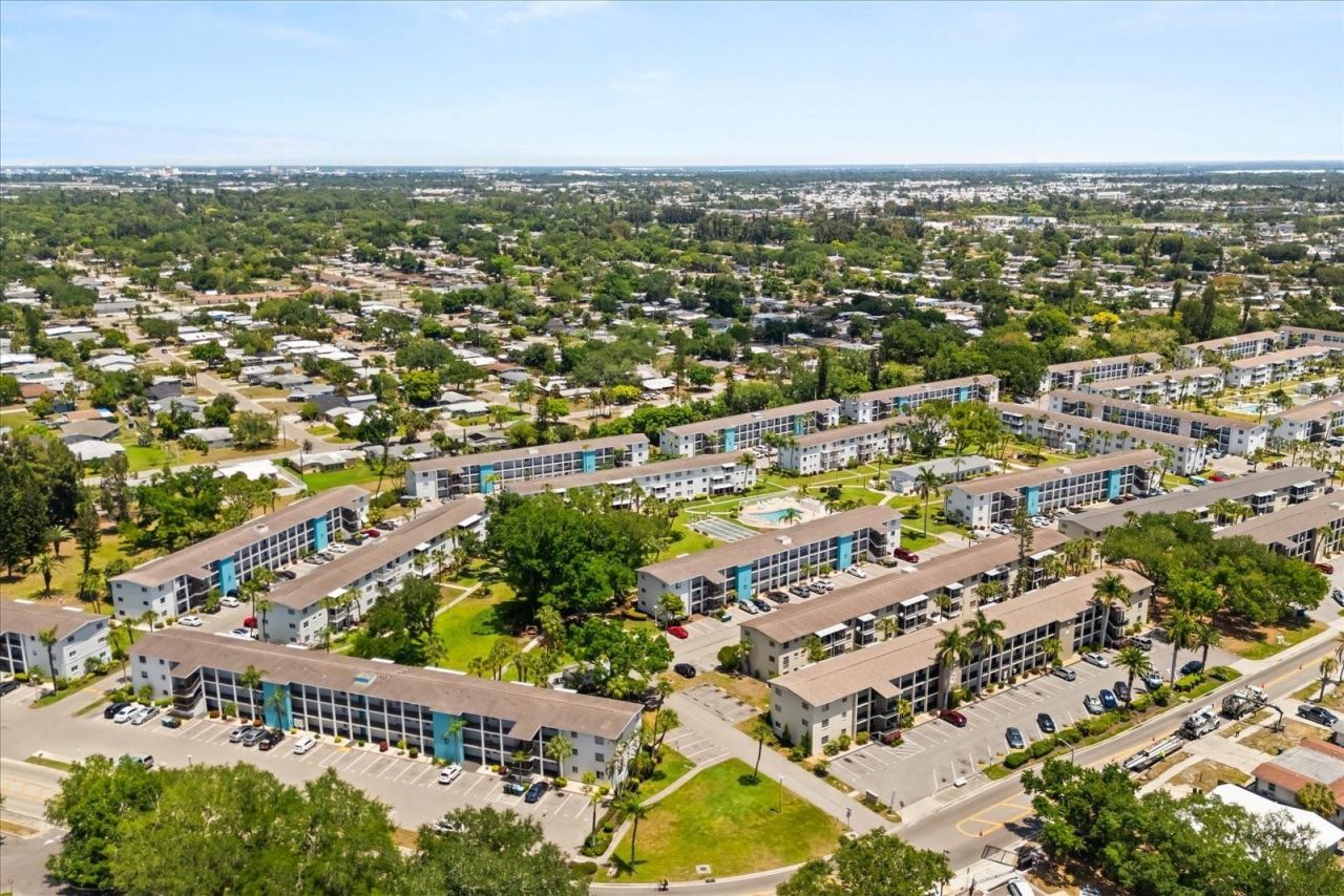 2425 Flamingo Boulevard, Unit K28, Bradenton, FL 34207 Photo
