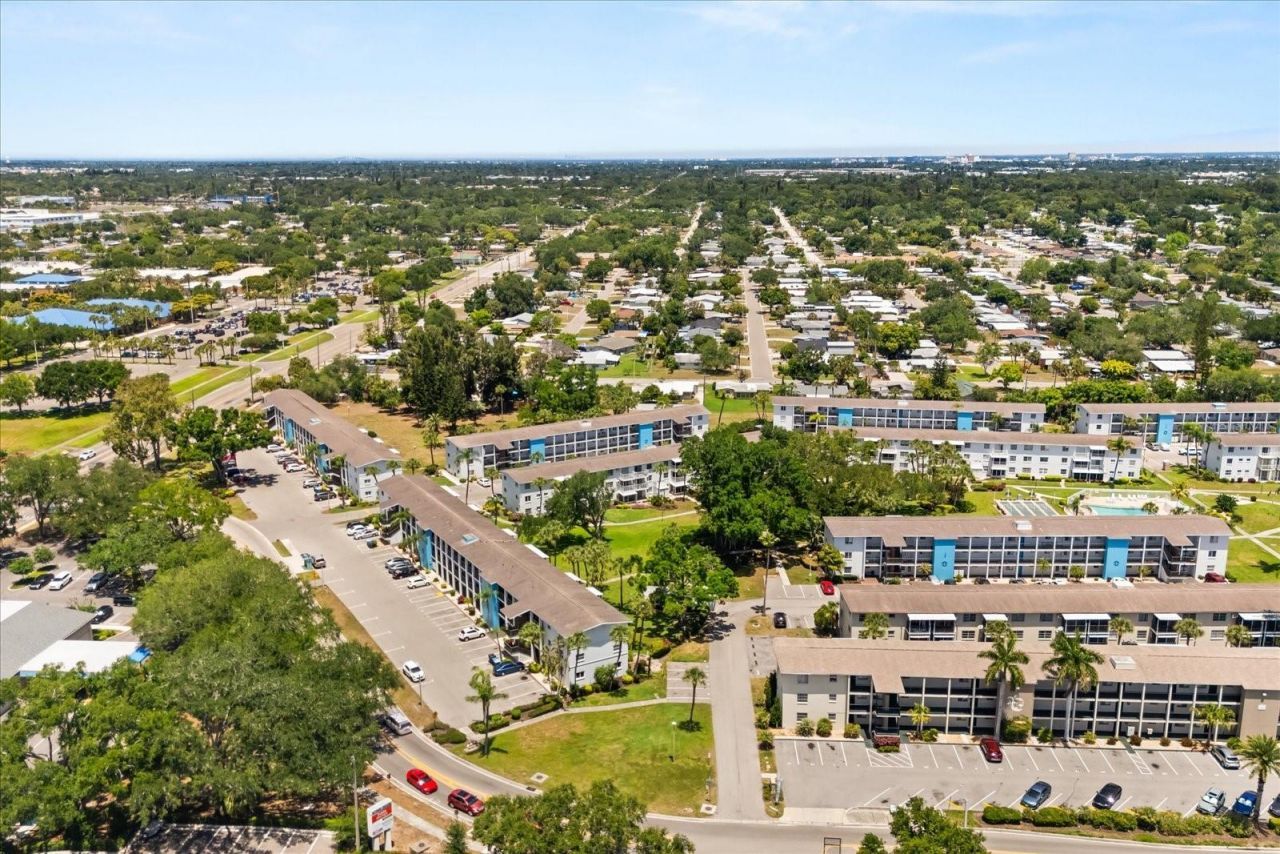 2425 Flamingo Boulevard, Unit K28, Bradenton, FL 34207 Photo