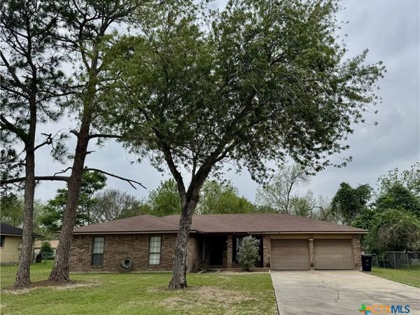 417 Pheasant Drive, Victoria, TX 77905