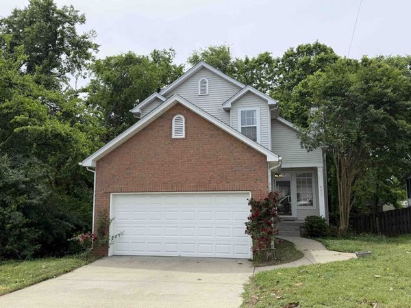 4208 Chesney Glen Dr , Hermitage, TN 37076