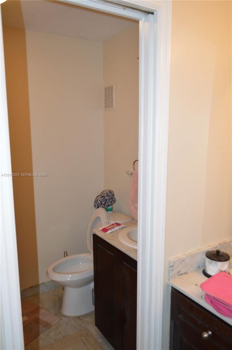 3932 Estepona Ave , Unit 7D5, Doral, FL 33178 Photo