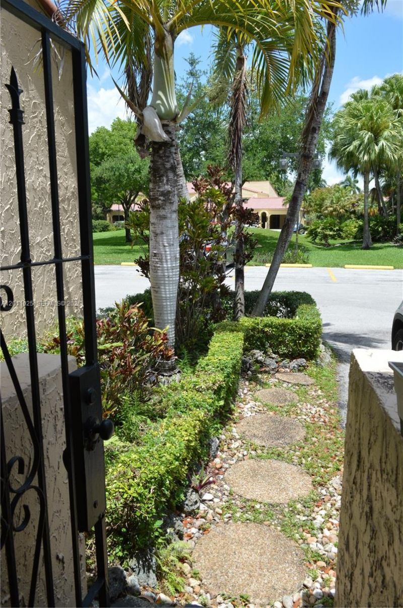 3932 Estepona Ave , Unit 7D5, Doral, FL 33178 Photo
