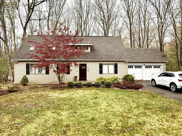 110 Buck Ridge Lane, Drums, PA 18222