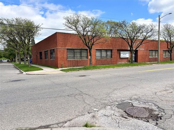 3240 Puritan , Detroit, MI 48238