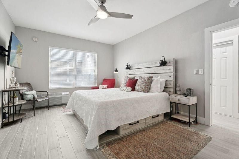 326 Harrison Street, Unit 103a, Hollywood, FL 33019 Photo