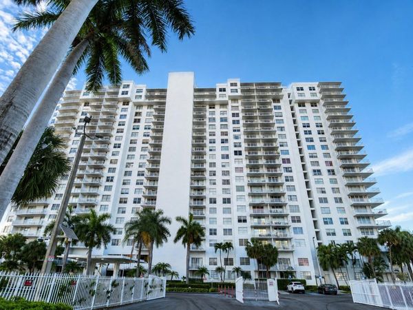 2801 NE 183rd Street, Unit 1502w, Aventura, FL 33160