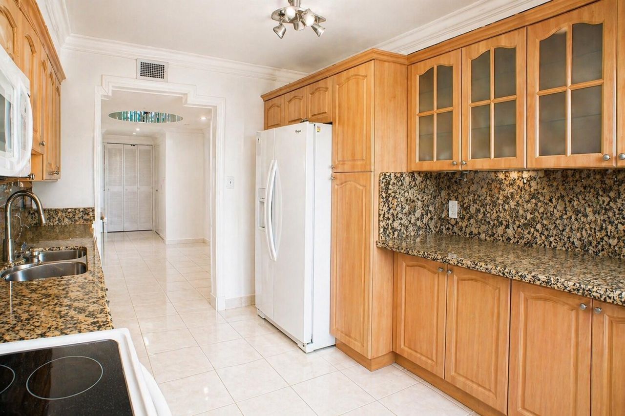 2801 NE 183rd Street, Unit 1502w, Aventura, FL 33160 Photo