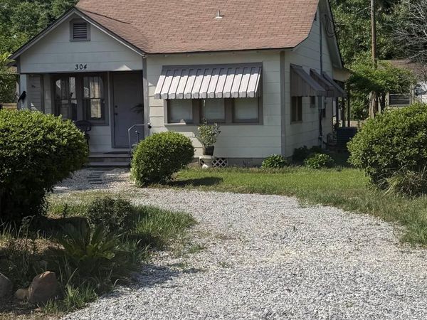 304 W Myrtle Avenue, Foley, AL 36535