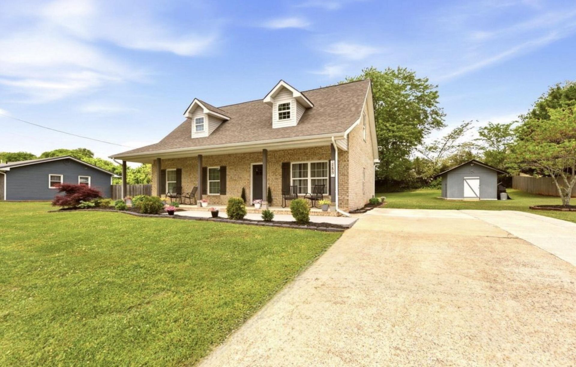 153 Gayle Avenue, Lenoir City, TN 37771 Main Photo