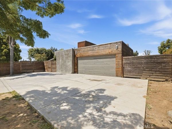 196 Santa Clara Drive, Vista, CA 92083