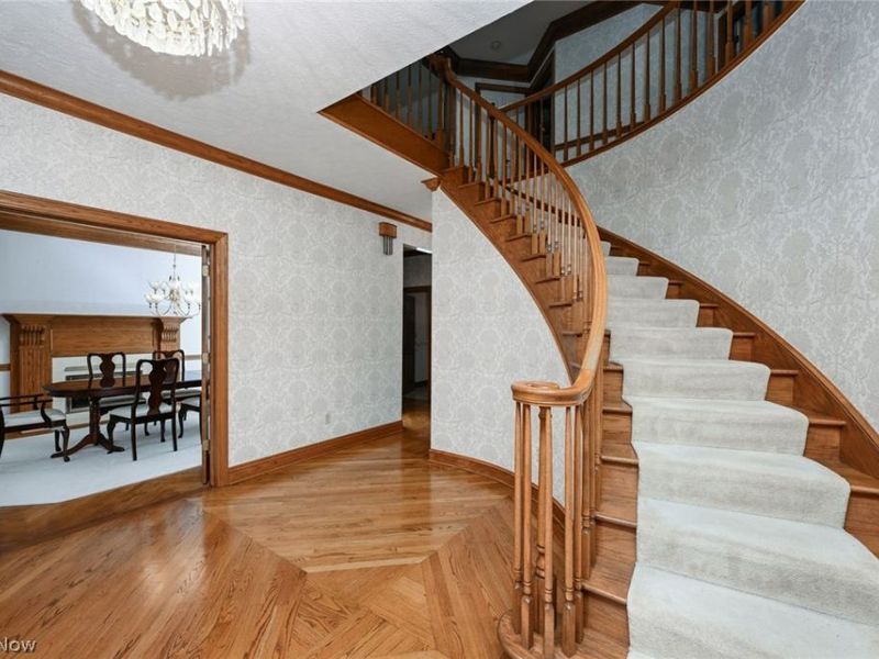 545 San Pier Drive, Akron, OH 44333 Photo 6