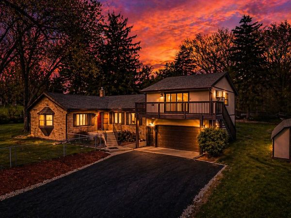 461 Grove Street, Wood Dale, IL 60191