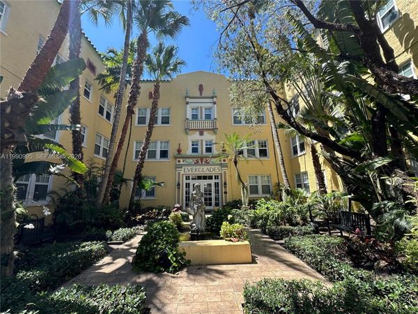 536 14th St, Unit 205, Miami Beach, FL 33139