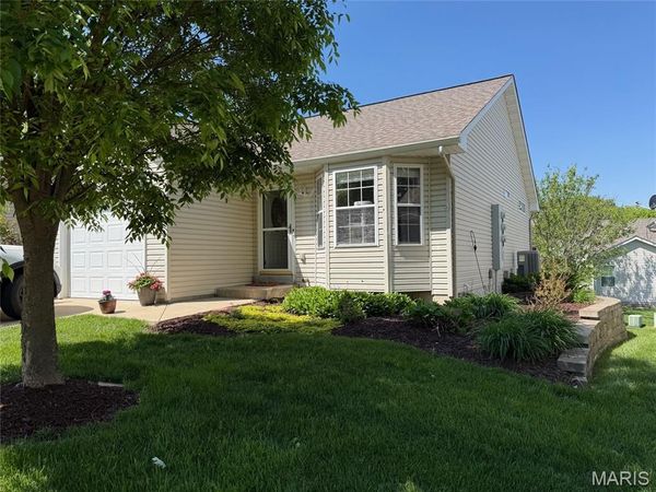 113 Fort Dodge Drive , Wright City, MO 63390