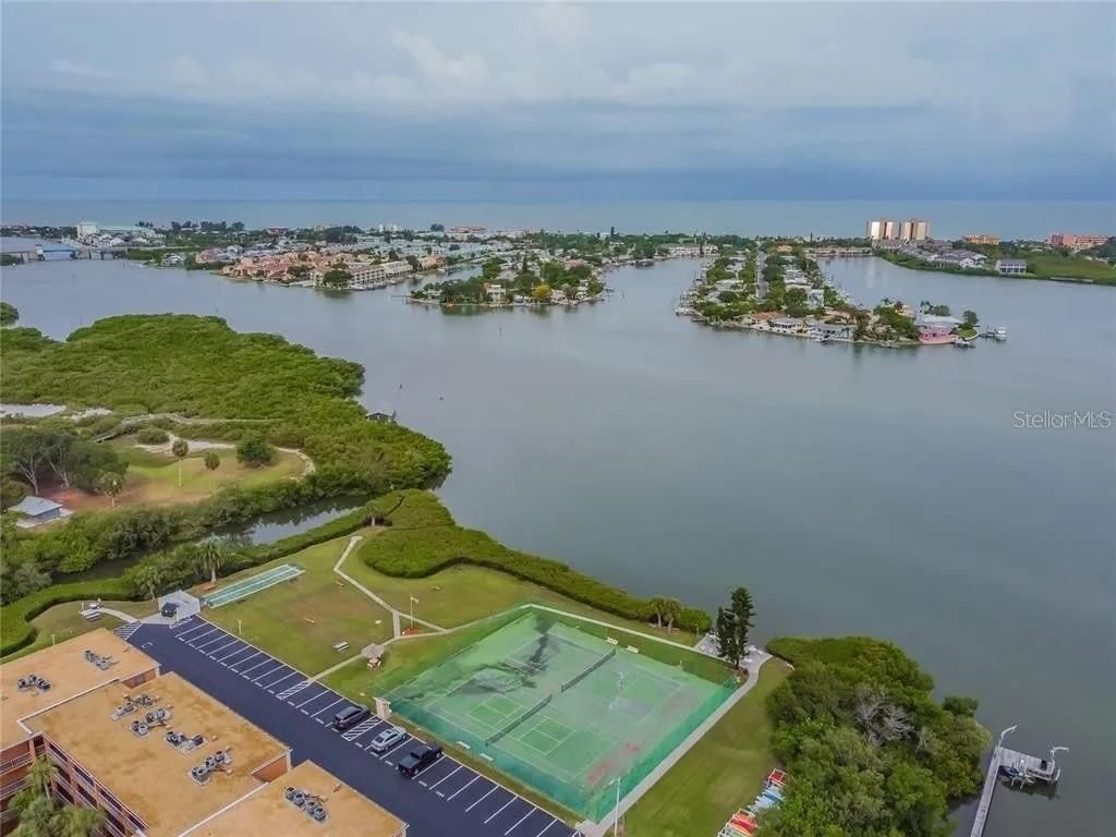 12760 Indian Rocks Road , Unit 1017, Largo, FL 33774 Photo