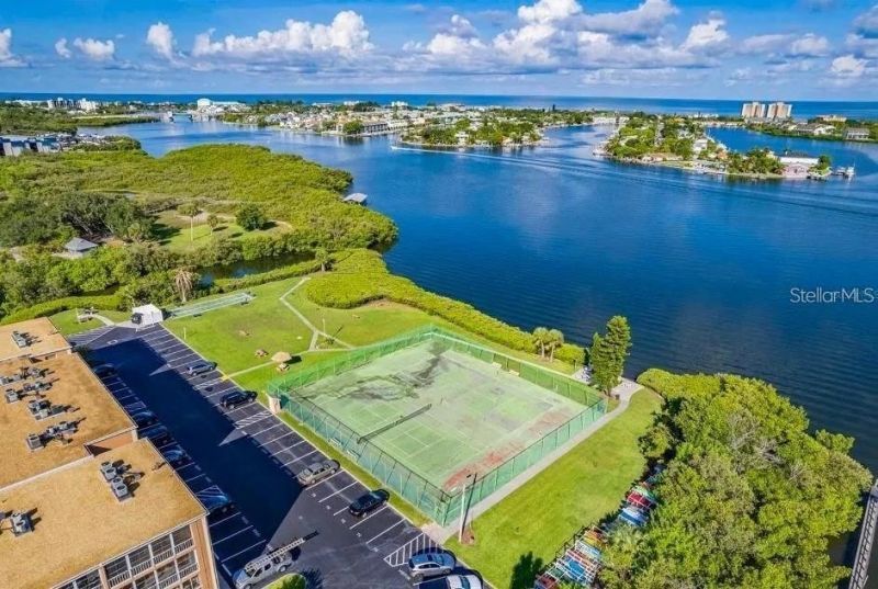 12760 Indian Rocks Road , Unit 1017, Largo, FL 33774 Photo