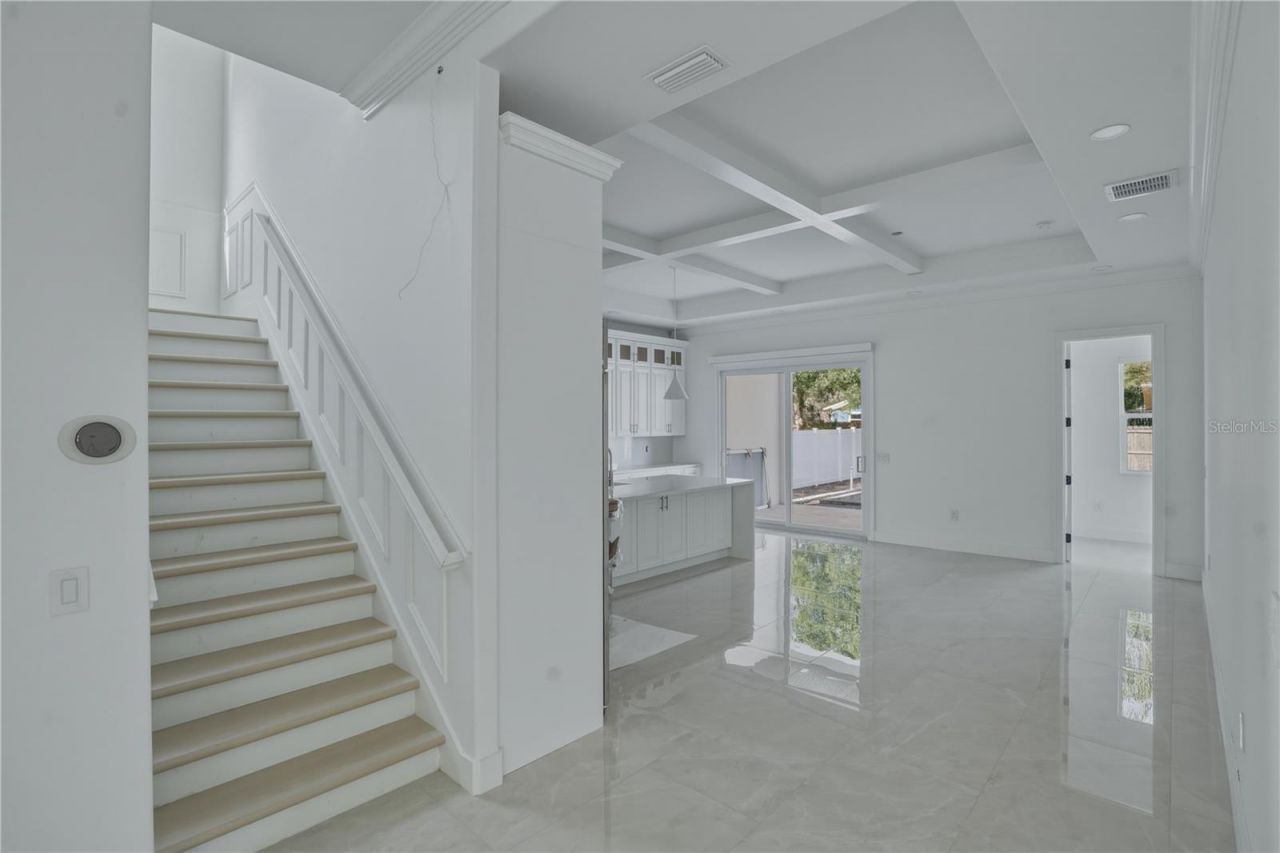 685 1st Avenue N, Safety Harbor, FL 34695 Photo