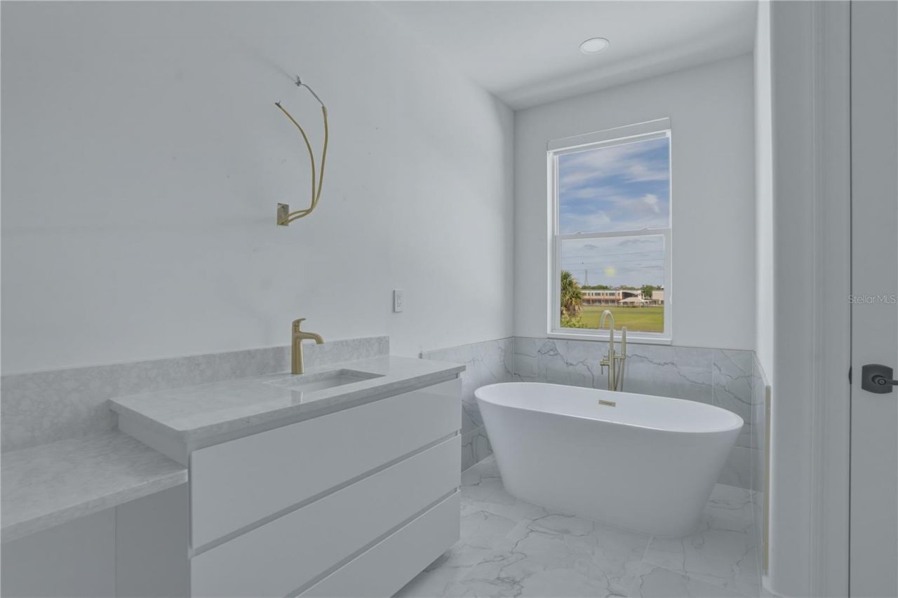 685 1st Avenue N, Safety Harbor, FL 34695 Photo