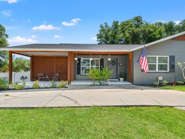 801 E HANLON STREET , TAMPA, FL 33604