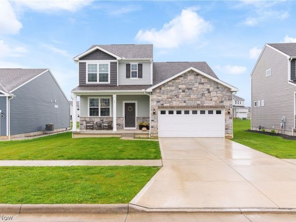 64 Brewster Drive, Tallmadge, OH 44278