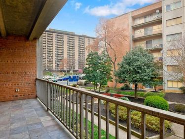 5851 QUANTRELL AVENUE , Unit 109, ALEXANDRIA, VA 22312