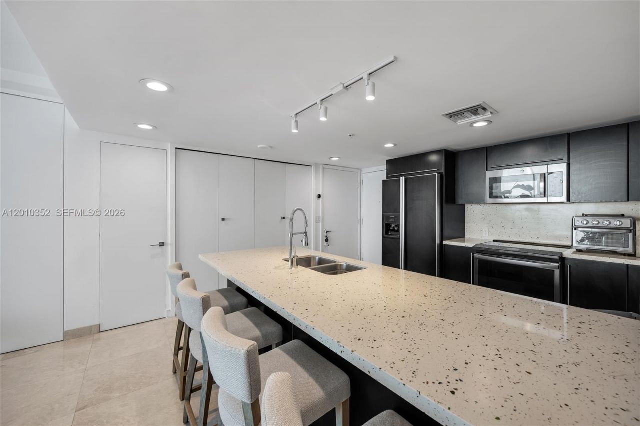 665 NE 25th St, Unit 1503, Miami, FL 33137 Photo