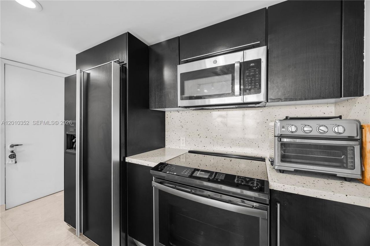 665 NE 25th St, Unit 1503, Miami, FL 33137 Photo