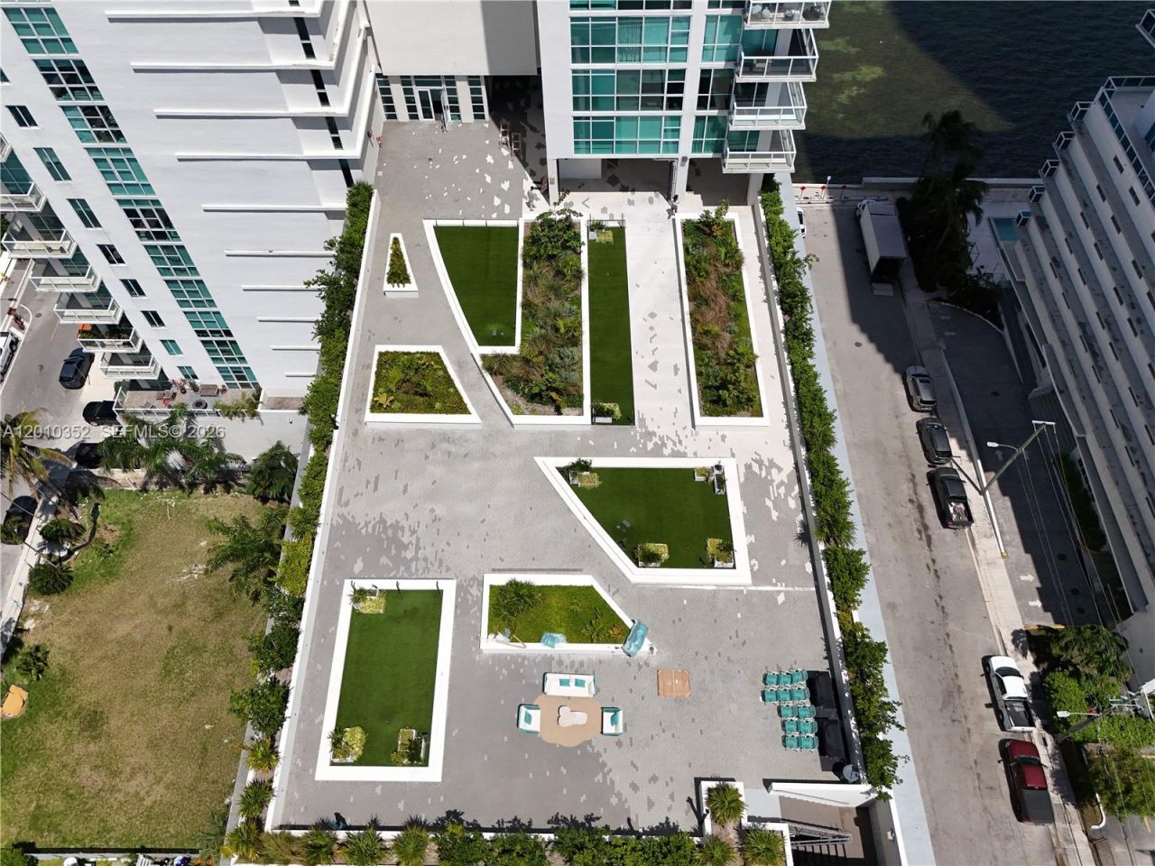 665 NE 25th St, Unit 1503, Miami, FL 33137 Photo