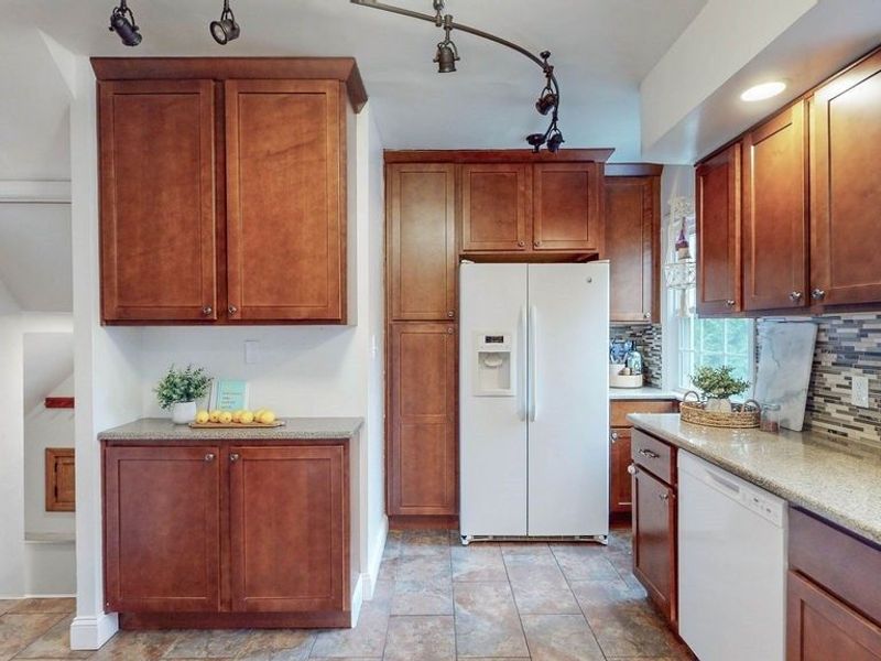 1155 Brentwood Road , Cleveland Heights, OH 44121 Photo 11