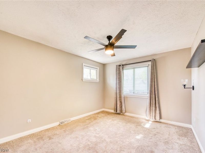 6483 Carter Boulevard, Mentor, OH 44060 Photo 18