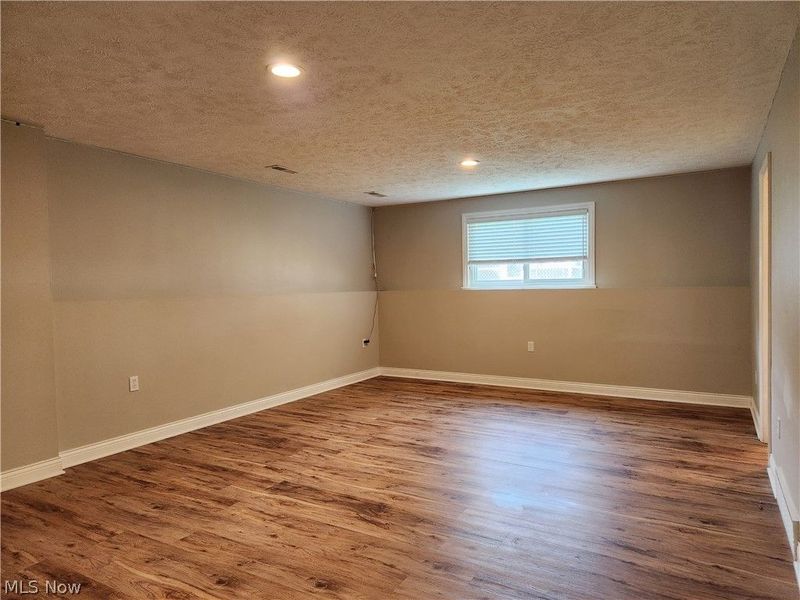 6483 Carter Boulevard, Mentor, OH 44060 Photo 29