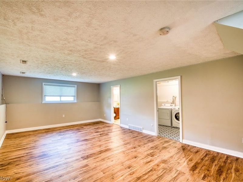 6483 Carter Boulevard, Mentor, OH 44060 Photo 30
