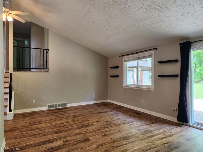 6483 Carter Boulevard, Mentor, OH 44060 Photo 7