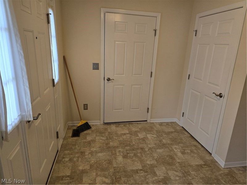 136 Haydens Arbor , Elyria, OH 44035 Photo 27