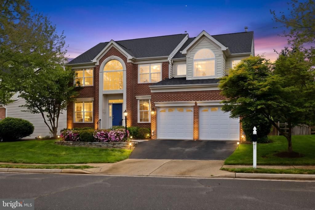 708 Vermillion Drive Ne, Leesburg, VA 20176 Main Photo