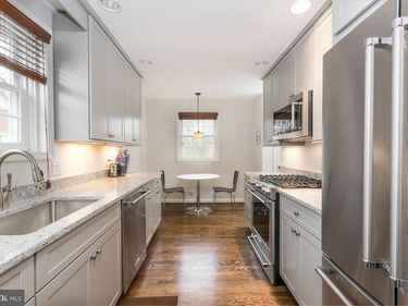 1405 N GEORGE MASON DRIVE, ARLINGTON, VA 22205