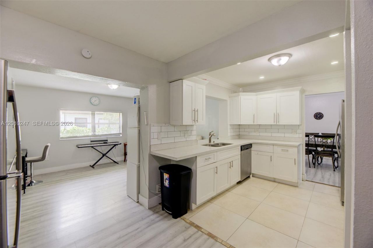 7454 NW 48th Pl , Lauderhill, FL 33319 Photo