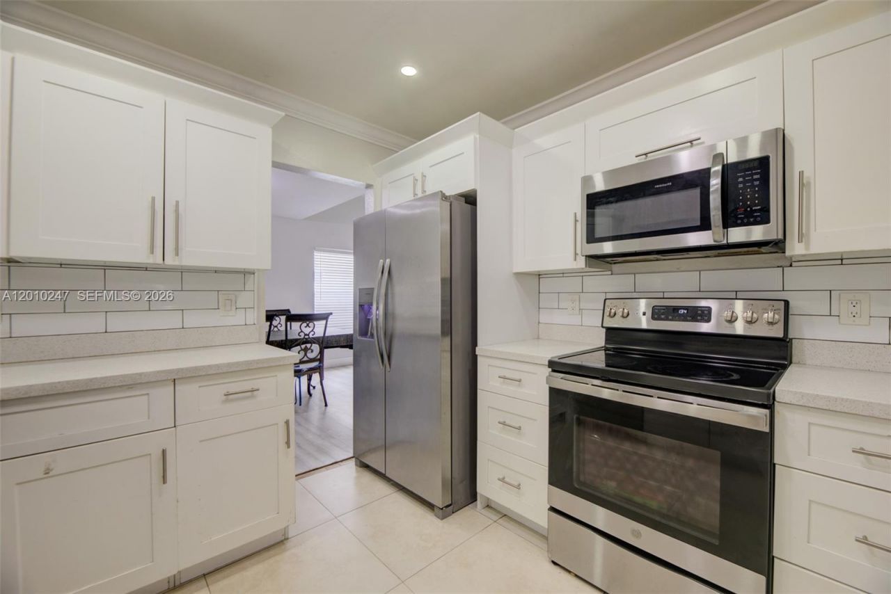 7454 NW 48th Pl , Lauderhill, FL 33319 Photo