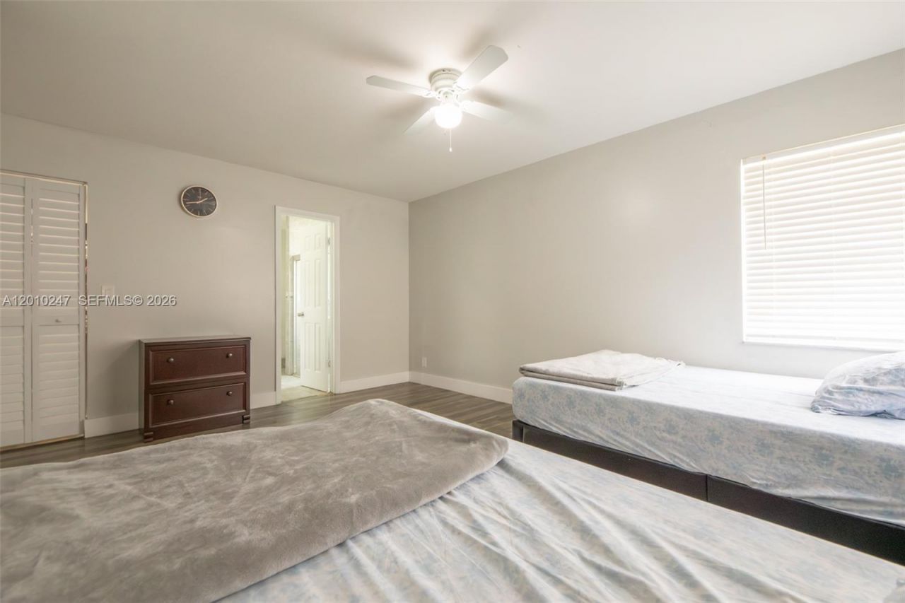 7454 NW 48th Pl , Lauderhill, FL 33319 Photo