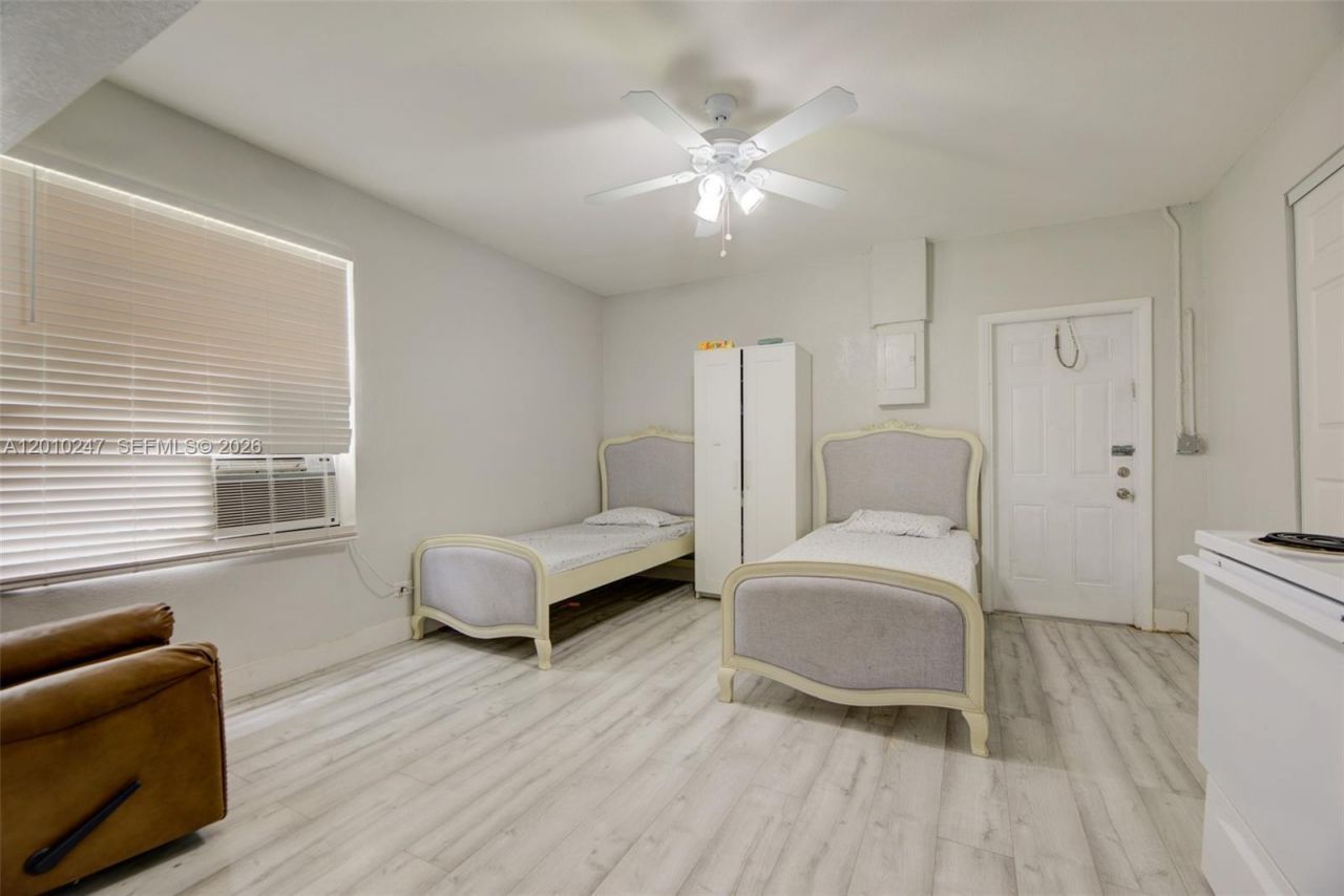 7454 NW 48th Pl , Lauderhill, FL 33319 Photo