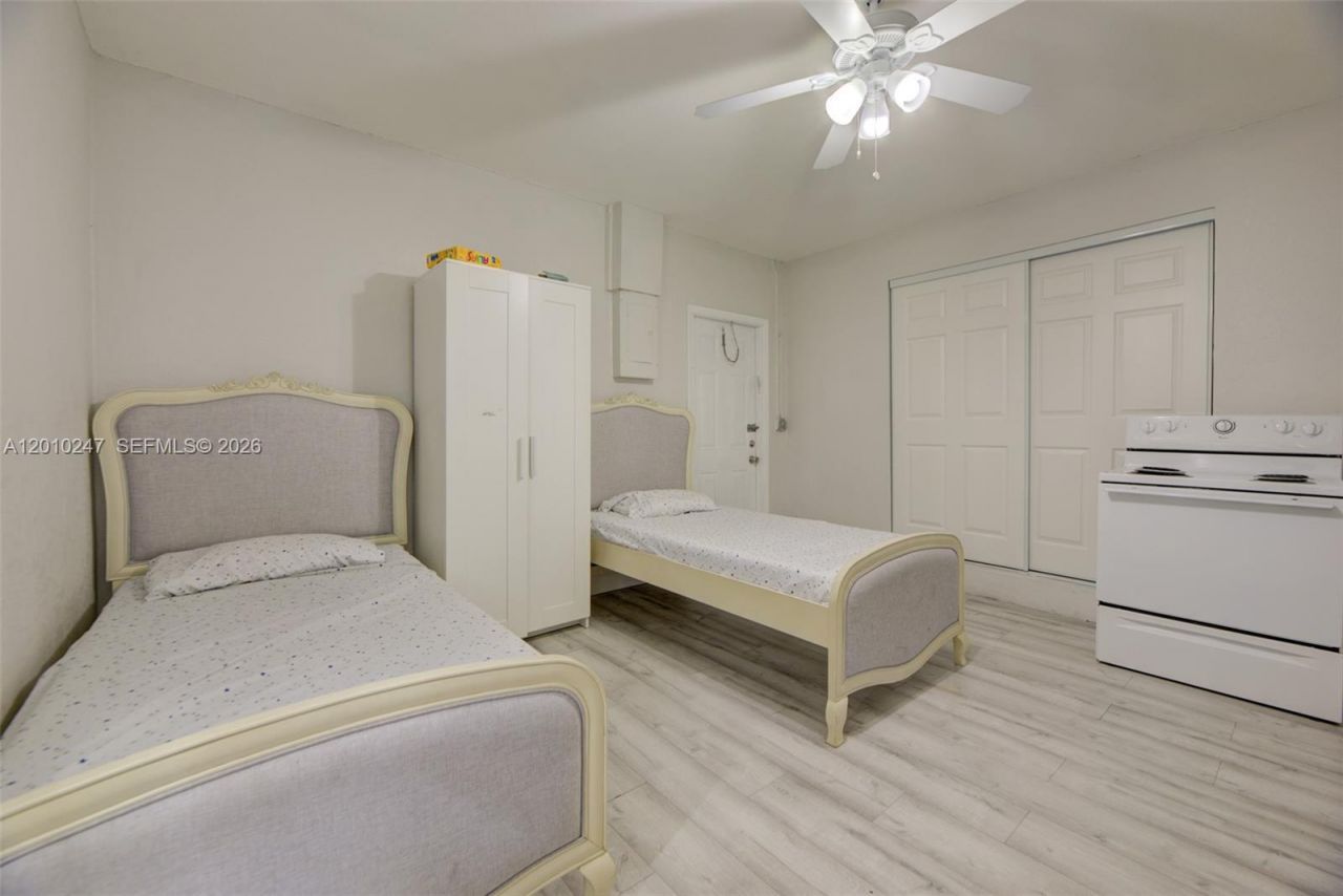 7454 NW 48th Pl , Lauderhill, FL 33319 Photo