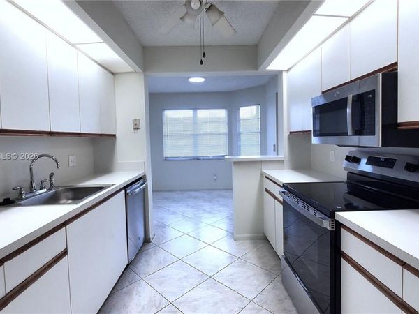 901 SW 128th Ave , Unit 311E, Pembroke Pines, FL 33027