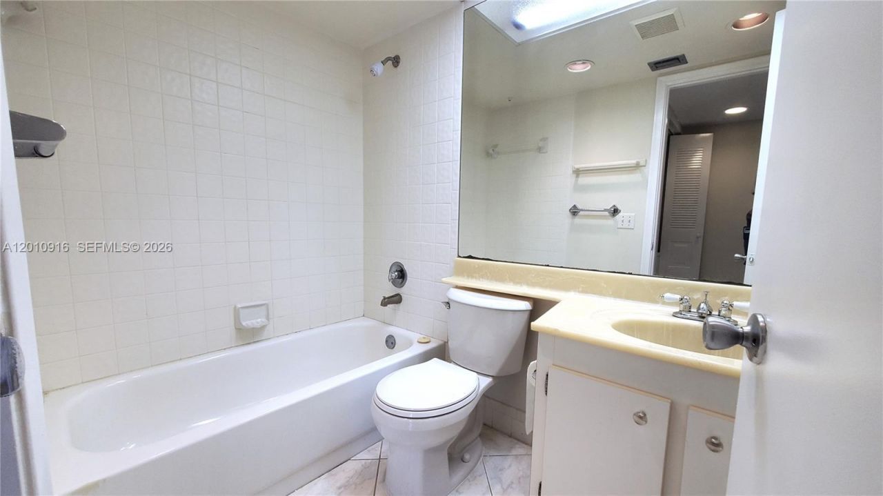 901 SW 128th Ave , Unit 311E, Pembroke Pines, FL 33027 Photo