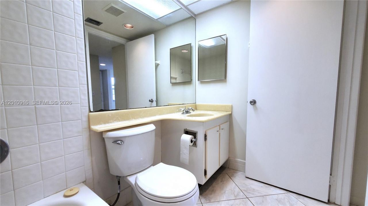 901 SW 128th Ave , Unit 311E, Pembroke Pines, FL 33027 Photo