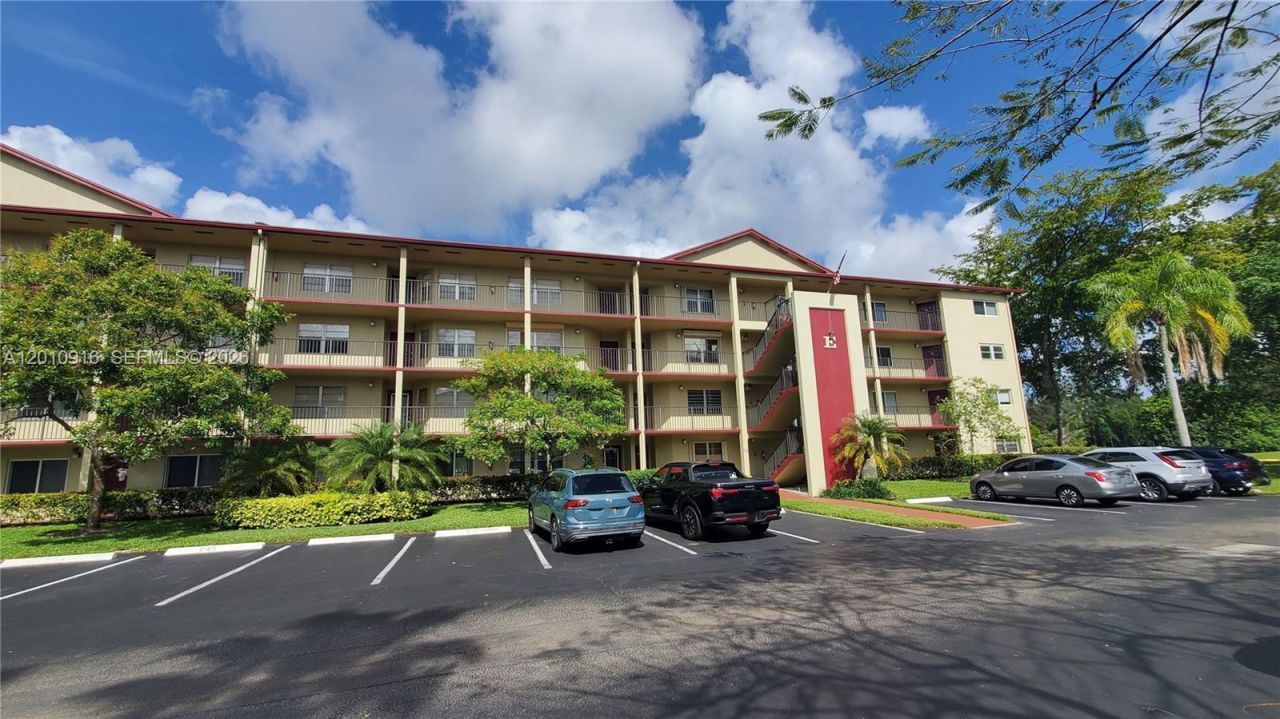 901 SW 128th Ave , Unit 311E, Pembroke Pines, FL 33027 Photo