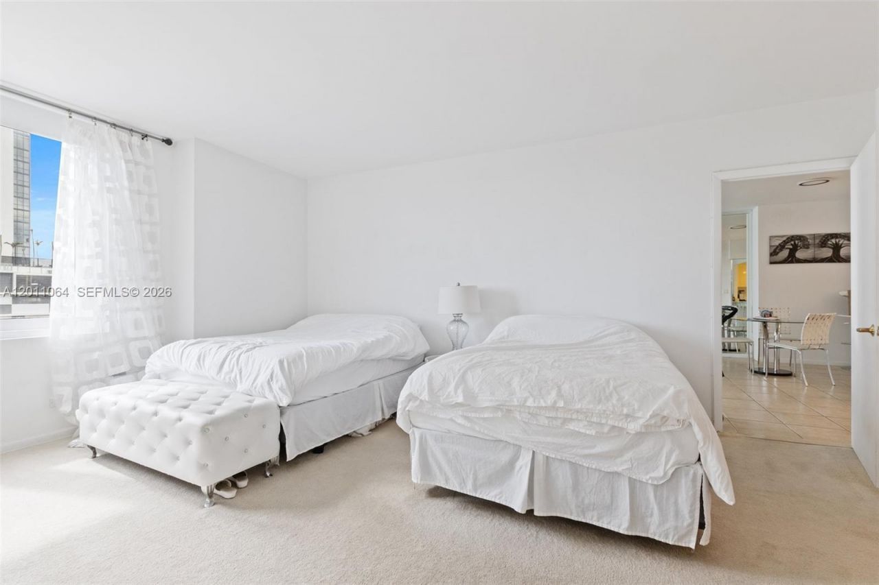 2301 Collins Ave , Unit 504, Miami Beach, FL 33139 Photo