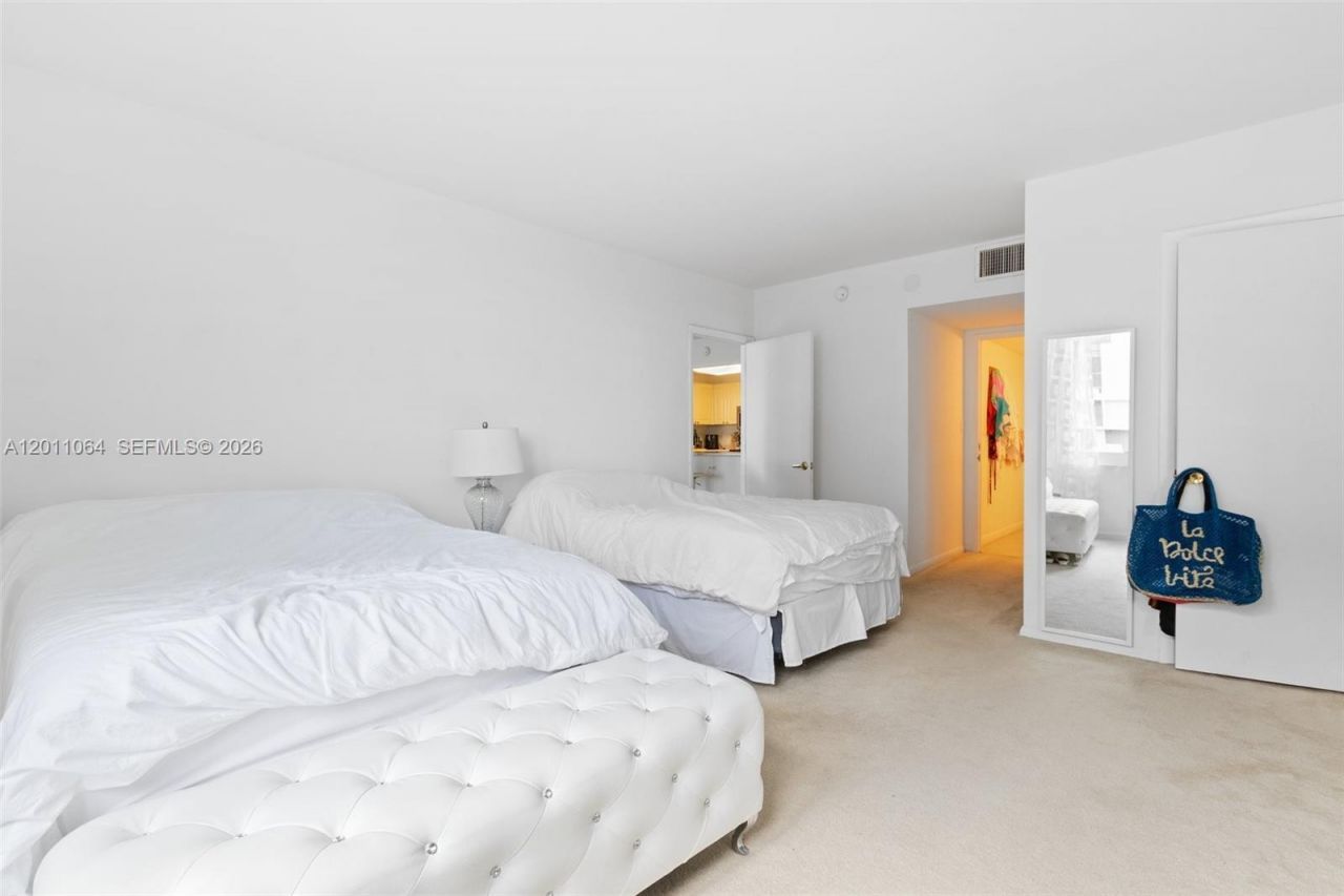 2301 Collins Ave , Unit 504, Miami Beach, FL 33139 Photo
