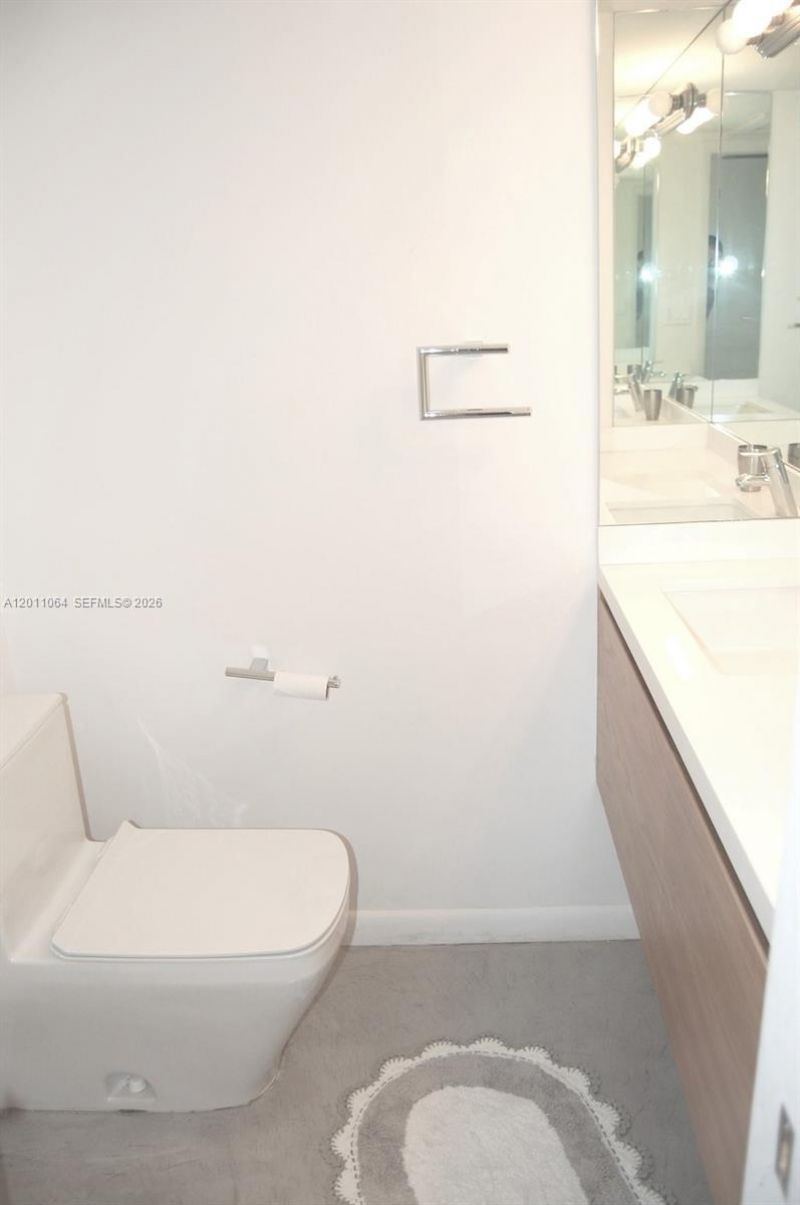 2301 Collins Ave , Unit 504, Miami Beach, FL 33139 Photo
