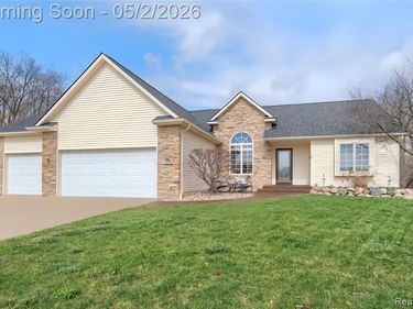 7240 Parkridge Parkway, Swartz Creek, MI 48473