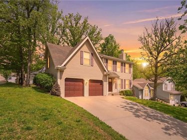 9338 NW 86th Terrace, Kansas City, MO 64153